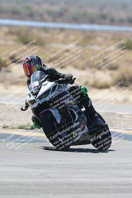 media/Oct-02-2025-Racers Edge (Thu) [[2c91cb6ab3]]/3-B Group/Session 3-Turn 16 (12pm)/